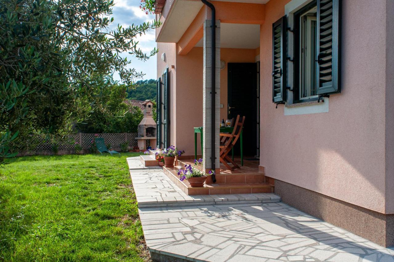 Apartment Lavandula Лабин Экстерьер фото